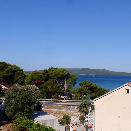 Apartmani Barisic โบรดาริตซา ภายนอก รูปภาพ
