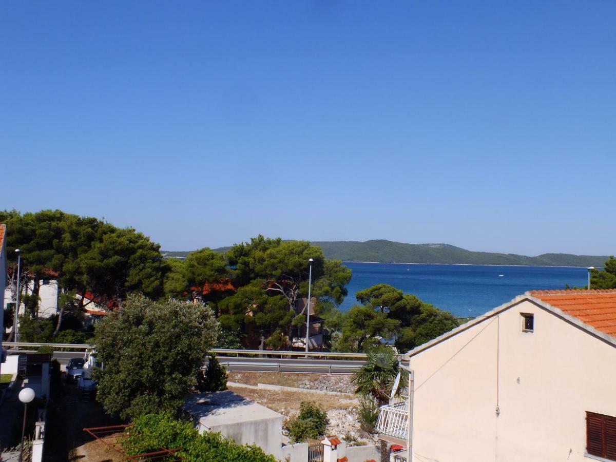 Apartmani Barisic โบรดาริตซา ภายนอก รูปภาพ