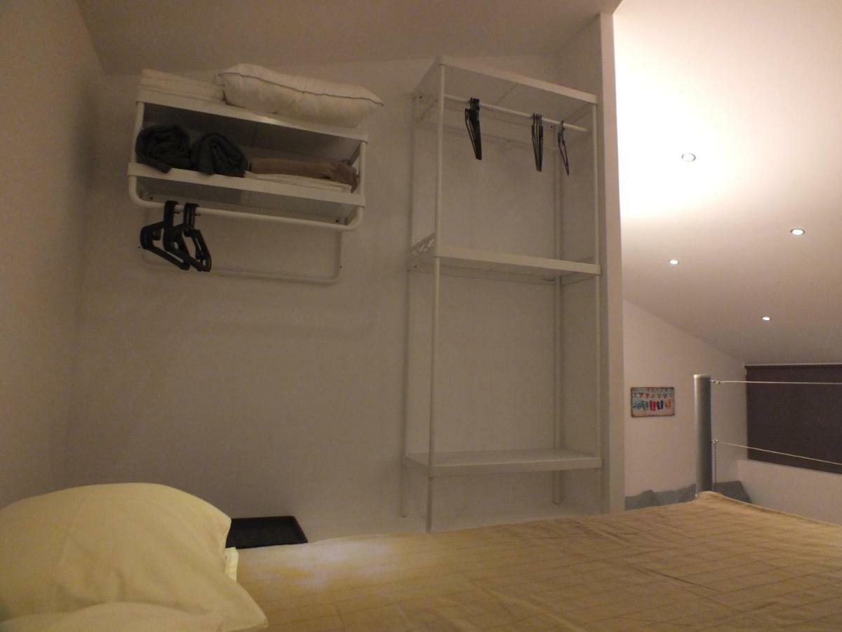 Apartmani Barisic โบรดาริตซา ภายนอก รูปภาพ