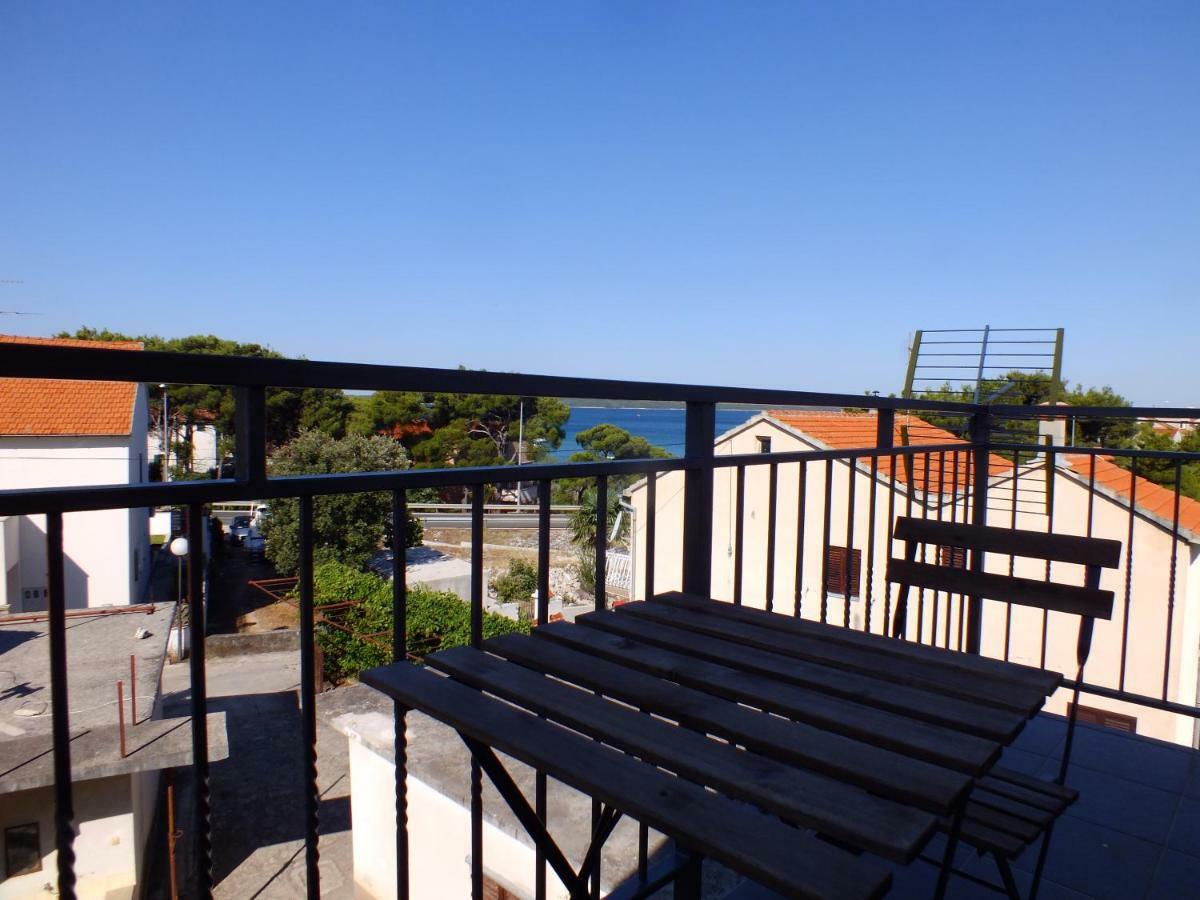 Apartmani Barisic โบรดาริตซา ภายนอก รูปภาพ